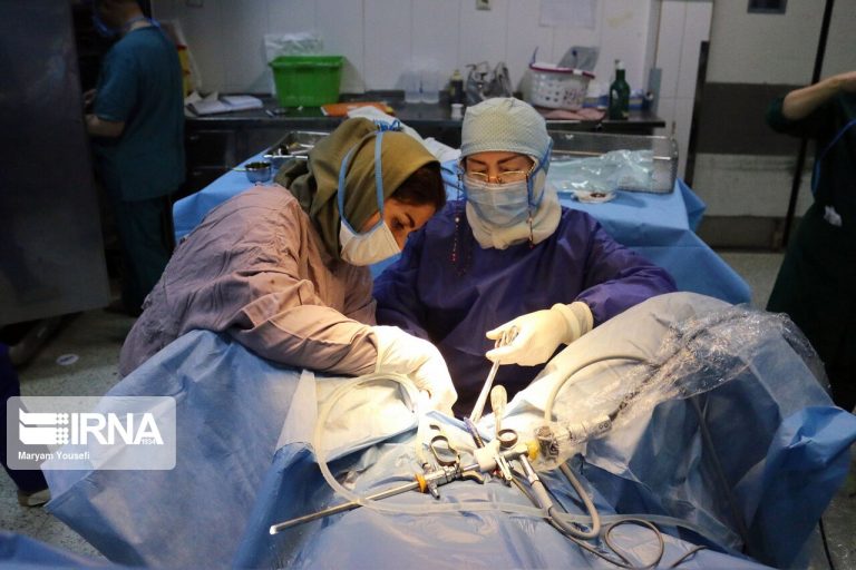 زنان پزشک؛ صدای آرامش در هیاهوی بحران‌ها